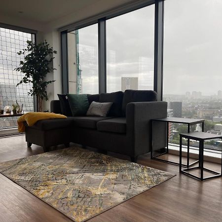 Luxury 2 Bedroom En-Suite Apartment Balcony Views Manchester Ngoại thất bức ảnh